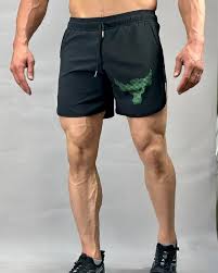 تصویر 1 از شلوارک ترکینگ با مقاومت بالا و طراحی مناسب مسیر های طبیعت